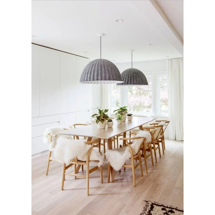 Silla Moderna Roja de Madera con Respaldo en Y Abierta, Estilo Contemporáneo para Cocina/Comedor, con Asiento Trenzado